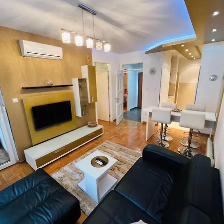 Apartment 777 Lux